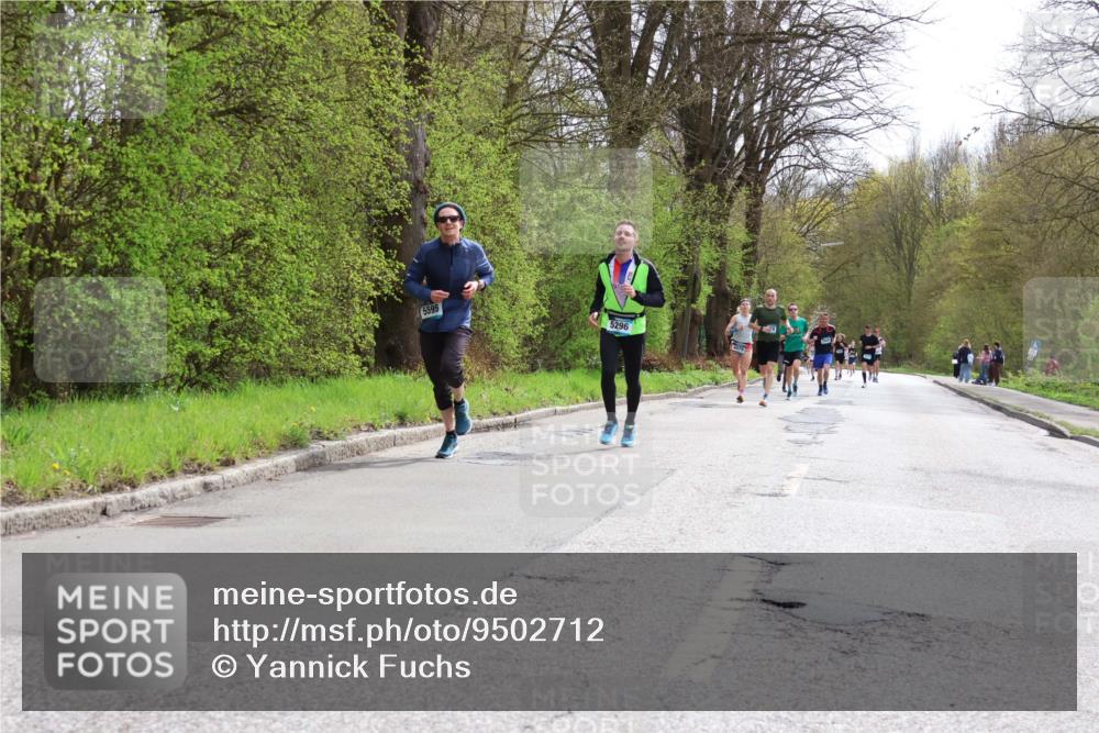 12.04.2026 - 45. Internationalen Wilhelmsburger Insellauf Yannick Fuchs http://msf.ph/oto/9502712 12.04.2026 12:46:34 Laufen 5595, 5296 meine-sportfotos.de