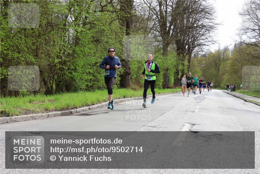 12.04.2026 - 45. Internationalen Wilhelmsburger Insellauf Yannick Fuchs http://msf.ph/oto/9502714 12.04.2026 12:46:35 Laufen 5595, 5296 meine-sportfotos.de