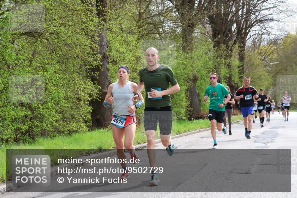 12.04.2026 - 45. Internationalen Wilhelmsburger Insellauf Yannick Fuchs http://msf.ph/oto/9502729 12.04.2026 12:46:39 Laufen 5809, 4079, 2017 meine-sportfotos.de