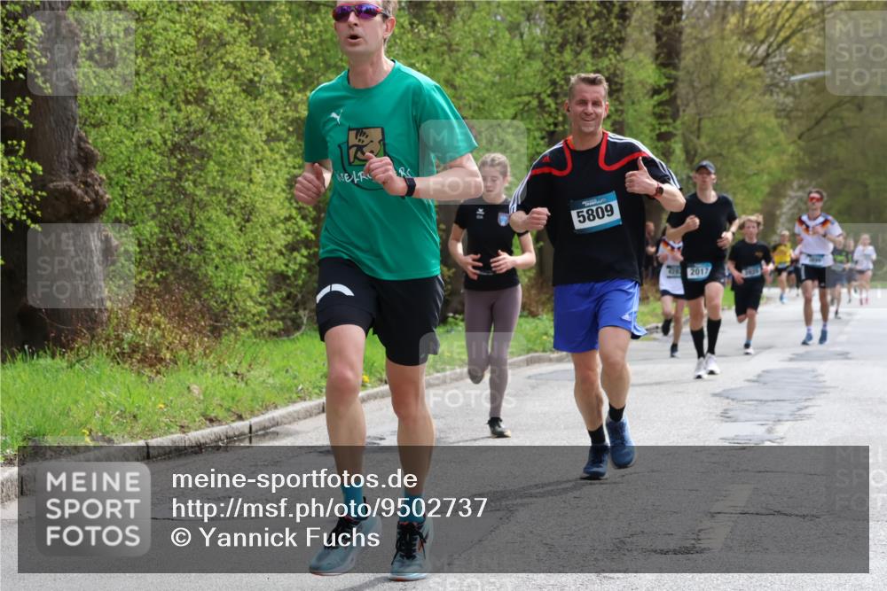 12.04.2026 - 45. Internationalen Wilhelmsburger Insellauf Yannick Fuchs http://msf.ph/oto/9502737 12.04.2026 12:46:41 Laufen 5809, 2017 meine-sportfotos.de