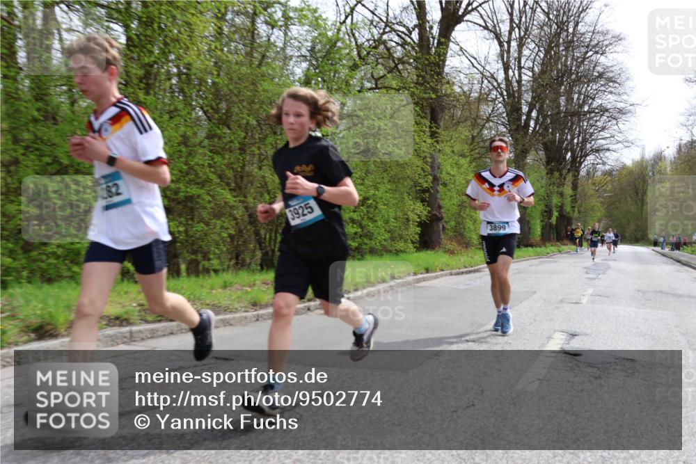 12.04.2026 - 45. Internationalen Wilhelmsburger Insellauf Yannick Fuchs http://msf.ph/oto/9502774 12.04.2026 12:46:49 Laufen 1282, 3925, 3899 meine-sportfotos.de