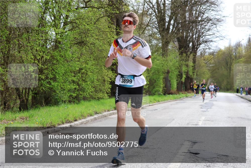 12.04.2026 - 45. Internationalen Wilhelmsburger Insellauf Yannick Fuchs http://msf.ph/oto/9502775 12.04.2026 12:46:50 Laufen 3899 meine-sportfotos.de