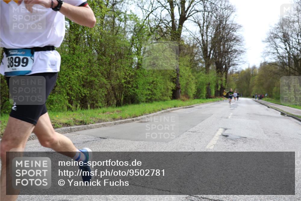 12.04.2026 - 45. Internationalen Wilhelmsburger Insellauf Yannick Fuchs http://msf.ph/oto/9502781 12.04.2026 12:46:51 Laufen 3899 meine-sportfotos.de