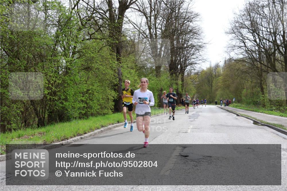 12.04.2026 - 45. Internationalen Wilhelmsburger Insellauf Yannick Fuchs http://msf.ph/oto/9502804 12.04.2026 12:46:59 Laufen 4459, 5255, 4529 meine-sportfotos.de