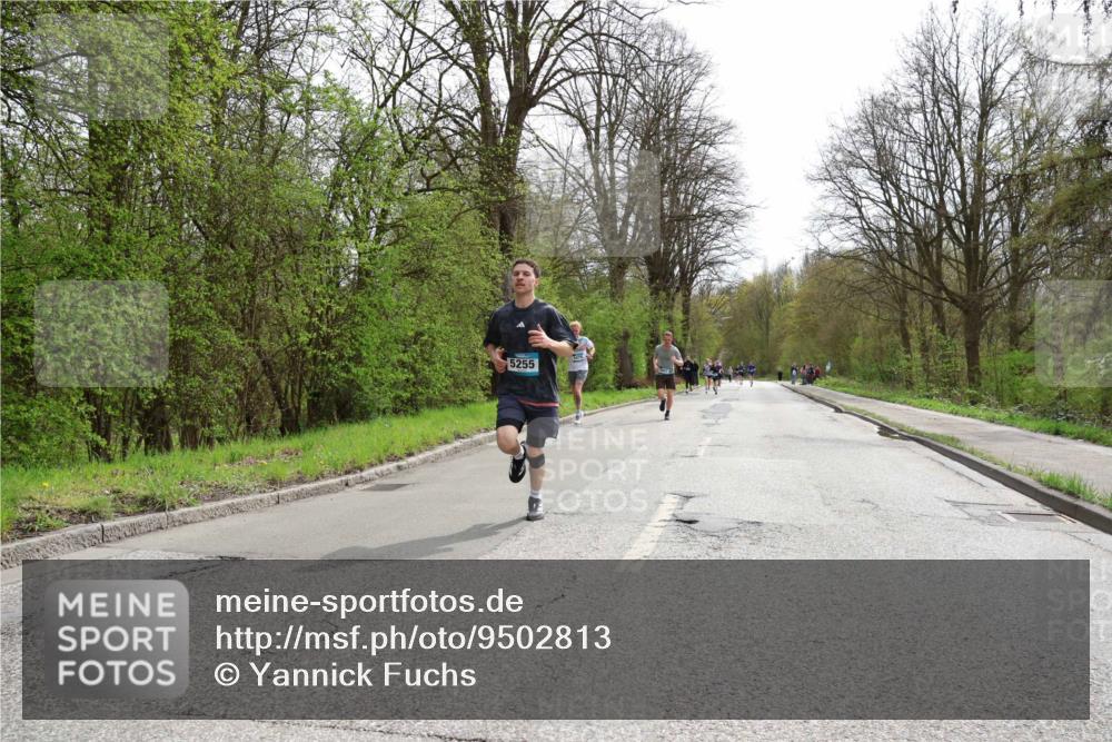 12.04.2026 - 45. Internationalen Wilhelmsburger Insellauf Yannick Fuchs http://msf.ph/oto/9502813 12.04.2026 12:47:01 Laufen 5255 meine-sportfotos.de