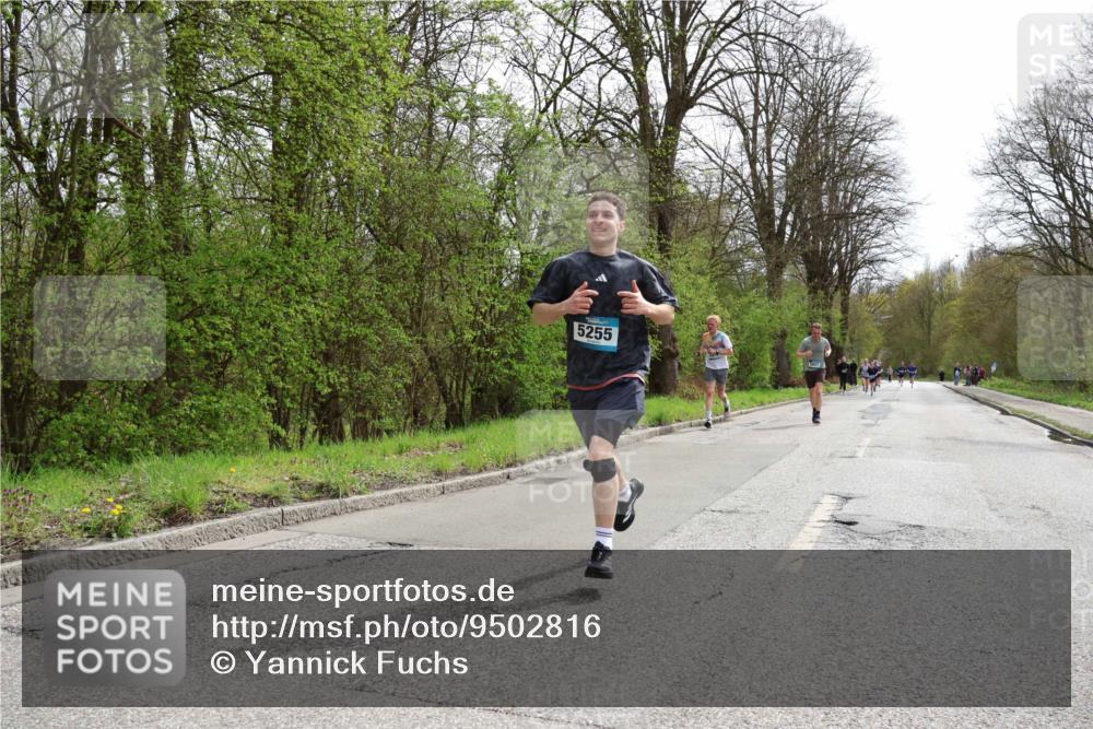 12.04.2026 - 45. Internationalen Wilhelmsburger Insellauf Yannick Fuchs http://msf.ph/oto/9502816 12.04.2026 12:47:02 Laufen 5255 meine-sportfotos.de