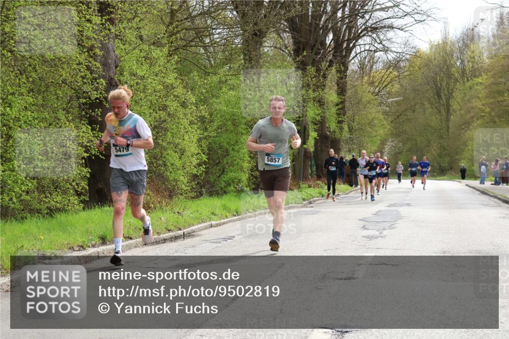 12.04.2026 - 45. Internationalen Wilhelmsburger Insellauf Yannick Fuchs http://msf.ph/oto/9502819 12.04.2026 12:47:03 Laufen 5479, 04, 5857 meine-sportfotos.de