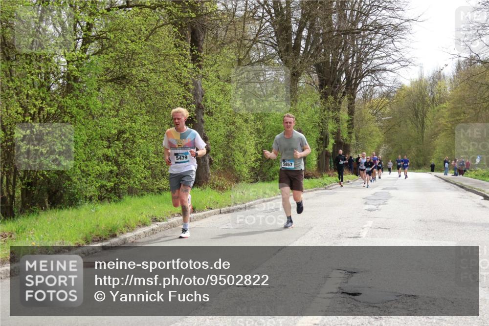 12.04.2026 - 45. Internationalen Wilhelmsburger Insellauf Yannick Fuchs http://msf.ph/oto/9502822 12.04.2026 12:47:03 Laufen 5479, 5857 meine-sportfotos.de