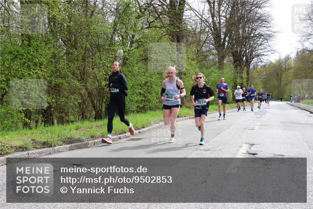 12.04.2026 - 45. Internationalen Wilhelmsburger Insellauf Yannick Fuchs http://msf.ph/oto/9502853 12.04.2026 12:47:12 Laufen 457, 4609, 2033 meine-sportfotos.de