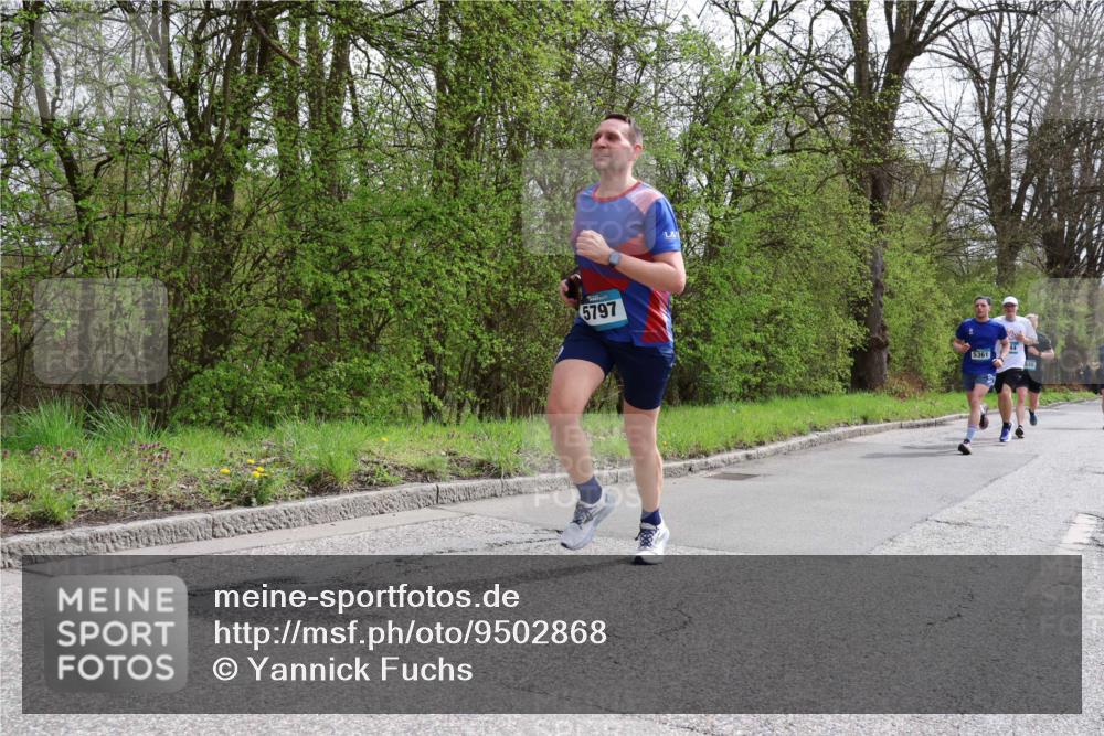 12.04.2026 - 45. Internationalen Wilhelmsburger Insellauf Yannick Fuchs http://msf.ph/oto/9502868 12.04.2026 12:47:15 Laufen 5797, 5361 meine-sportfotos.de