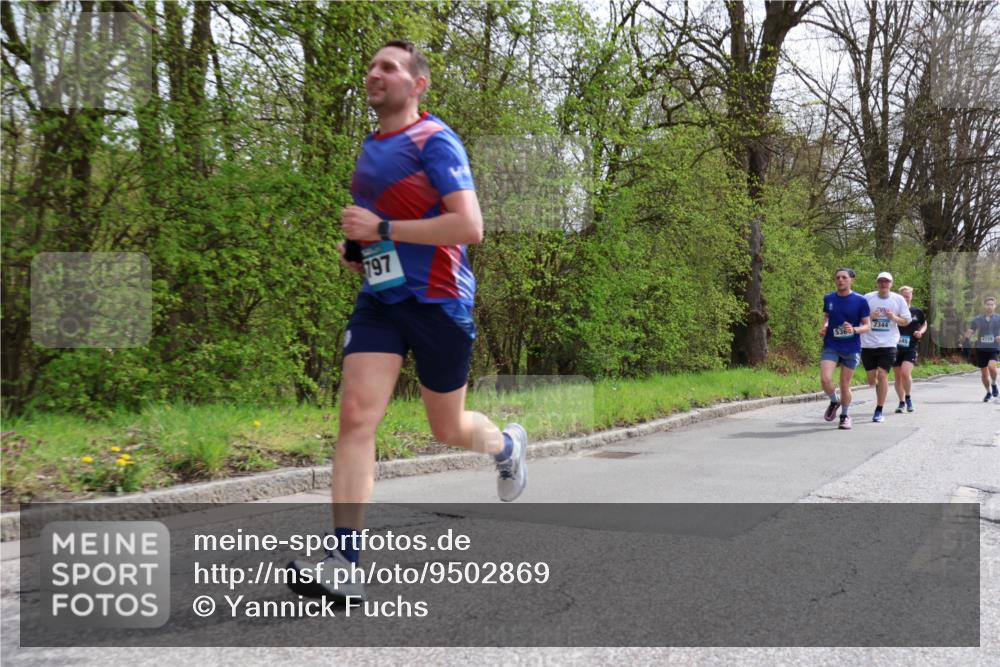 12.04.2026 - 45. Internationalen Wilhelmsburger Insellauf Yannick Fuchs http://msf.ph/oto/9502869 12.04.2026 12:47:15 Laufen 797, 536, 2344, 4728 meine-sportfotos.de