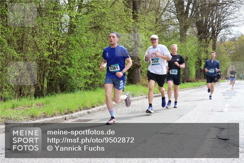 12.04.2026 - 45. Internationalen Wilhelmsburger Insellauf Yannick Fuchs http://msf.ph/oto/9502872 12.04.2026 12:47:16 Laufen 5361, 2344, 4728, 4545 meine-sportfotos.de