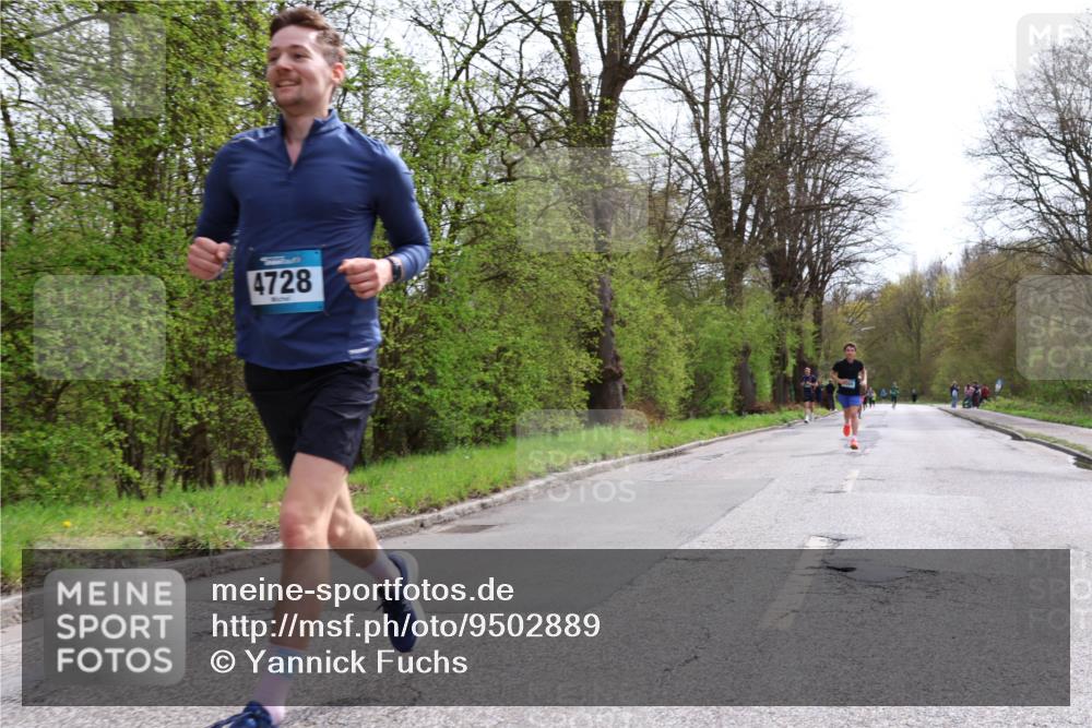 12.04.2026 - 45. Internationalen Wilhelmsburger Insellauf Yannick Fuchs http://msf.ph/oto/9502889 12.04.2026 12:47:19 Laufen 4728 meine-sportfotos.de