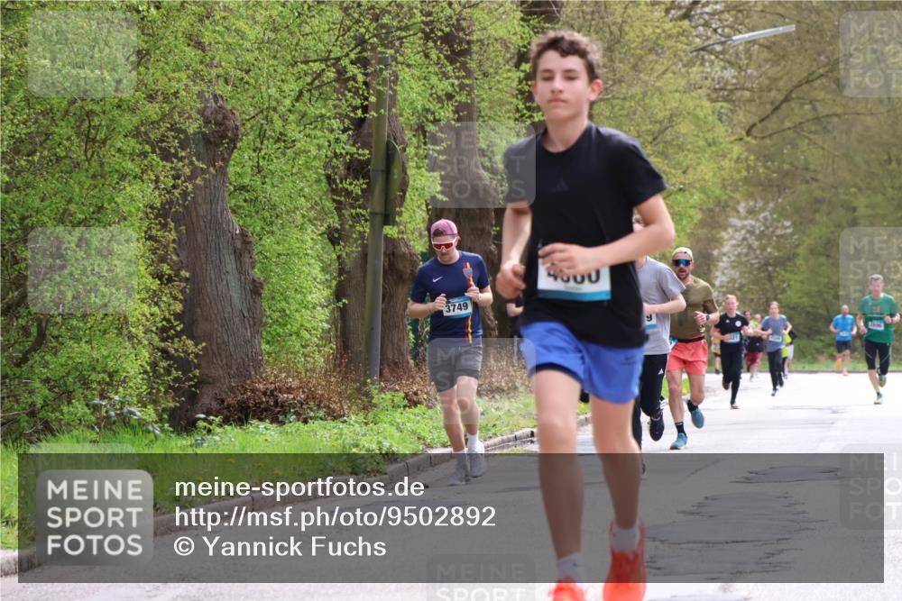 12.04.2026 - 45. Internationalen Wilhelmsburger Insellauf Yannick Fuchs http://msf.ph/oto/9502892 12.04.2026 12:47:20 Laufen 3749, 9 meine-sportfotos.de
