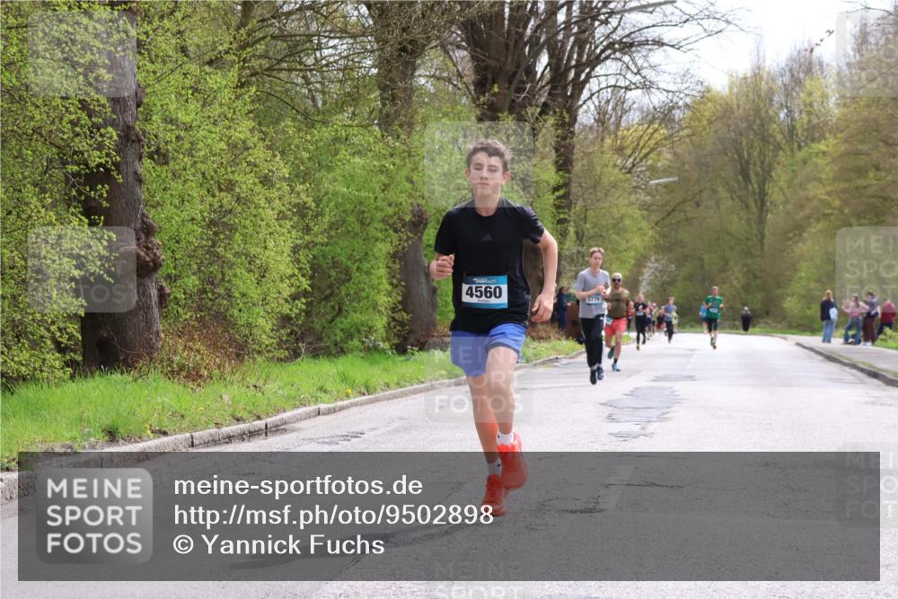 12.04.2026 - 45. Internationalen Wilhelmsburger Insellauf Yannick Fuchs http://msf.ph/oto/9502898 12.04.2026 12:47:21 Laufen 4560, 5779 meine-sportfotos.de