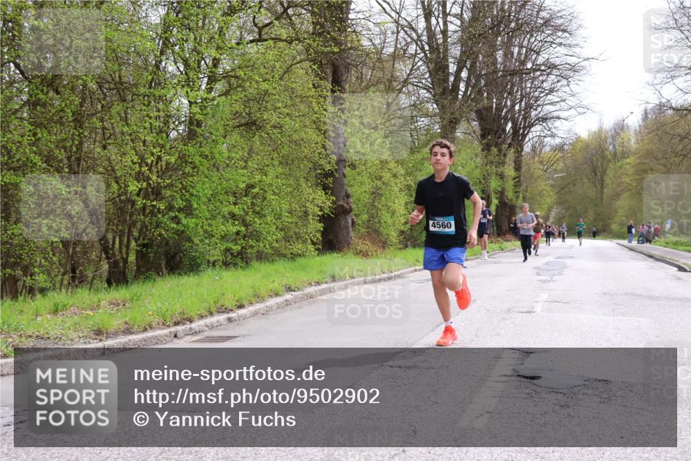 12.04.2026 - 45. Internationalen Wilhelmsburger Insellauf Yannick Fuchs http://msf.ph/oto/9502902 12.04.2026 12:47:22 Laufen 4560 meine-sportfotos.de