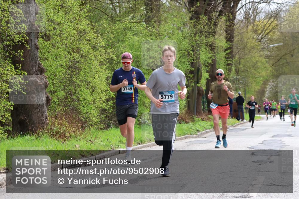 12.04.2026 - 45. Internationalen Wilhelmsburger Insellauf Yannick Fuchs http://msf.ph/oto/9502908 12.04.2026 12:47:26 Laufen 3749, 5779, 4848 meine-sportfotos.de