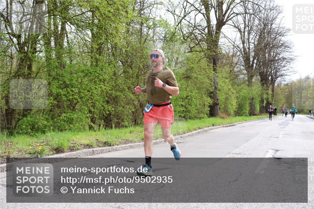 12.04.2026 - 45. Internationalen Wilhelmsburger Insellauf Yannick Fuchs http://msf.ph/oto/9502935 12.04.2026 12:47:31 Laufen 48 meine-sportfotos.de