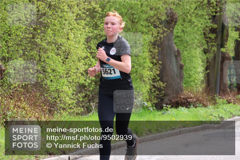 12.04.2026 - 45. Internationalen Wilhelmsburger Insellauf Yannick Fuchs http://msf.ph/oto/9502939 12.04.2026 12:47:36 Laufen 5621 meine-sportfotos.de