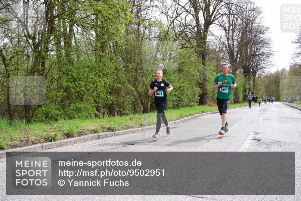 12.04.2026 - 45. Internationalen Wilhelmsburger Insellauf Yannick Fuchs http://msf.ph/oto/9502951 12.04.2026 12:47:39 Laufen 5621, 2896 meine-sportfotos.de