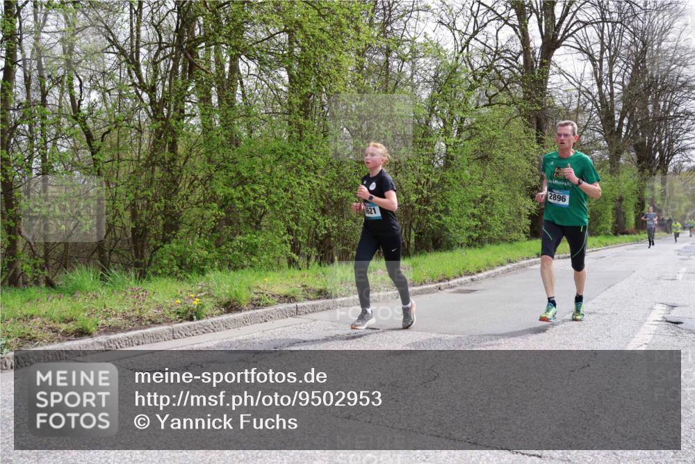 12.04.2026 - 45. Internationalen Wilhelmsburger Insellauf Yannick Fuchs http://msf.ph/oto/9502953 12.04.2026 12:47:39 Laufen 621, 2896 meine-sportfotos.de