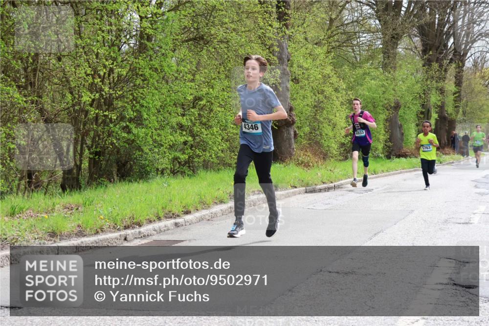 12.04.2026 - 45. Internationalen Wilhelmsburger Insellauf Yannick Fuchs http://msf.ph/oto/9502971 12.04.2026 12:47:44 Laufen 4346, 4933, 5763 meine-sportfotos.de