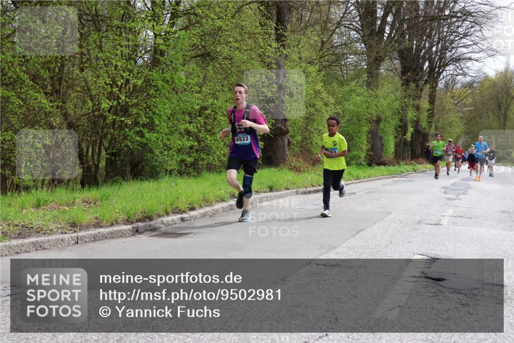 12.04.2026 - 45. Internationalen Wilhelmsburger Insellauf Yannick Fuchs http://msf.ph/oto/9502981 12.04.2026 12:47:46 Laufen 4933 meine-sportfotos.de