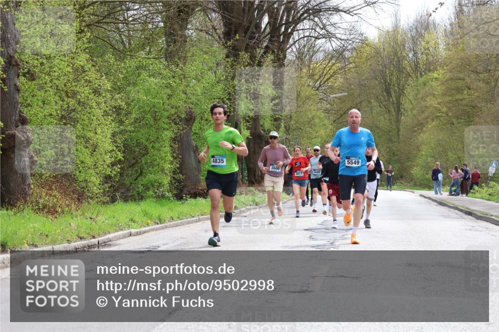 12.04.2026 - 45. Internationalen Wilhelmsburger Insellauf Yannick Fuchs http://msf.ph/oto/9502998 12.04.2026 12:47:49 Laufen 4835, 3600, 5680, 3973, 5549 meine-sportfotos.de