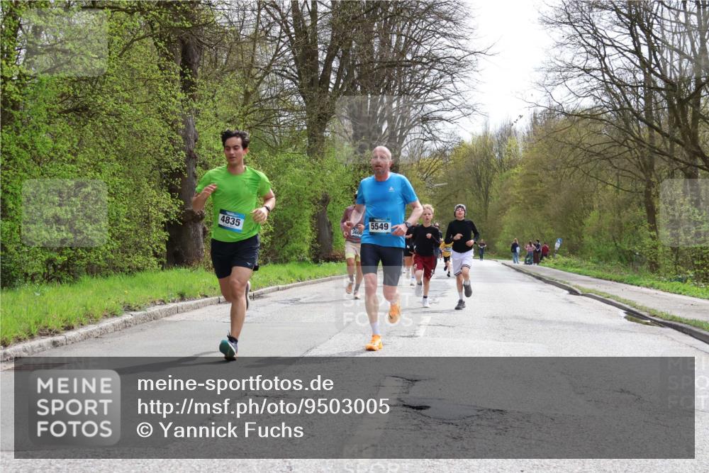 12.04.2026 - 45. Internationalen Wilhelmsburger Insellauf Yannick Fuchs http://msf.ph/oto/9503005 12.04.2026 12:47:52 Laufen 4835, 3600, 5549 meine-sportfotos.de