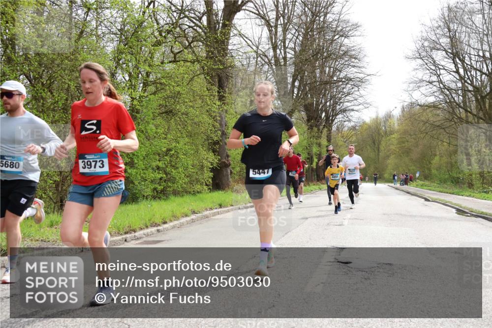 12.04.2026 - 45. Internationalen Wilhelmsburger Insellauf Yannick Fuchs http://msf.ph/oto/9503030 12.04.2026 12:47:58 Laufen 5680, 3973, 5447, 3160, 2937, 4891 meine-sportfotos.de