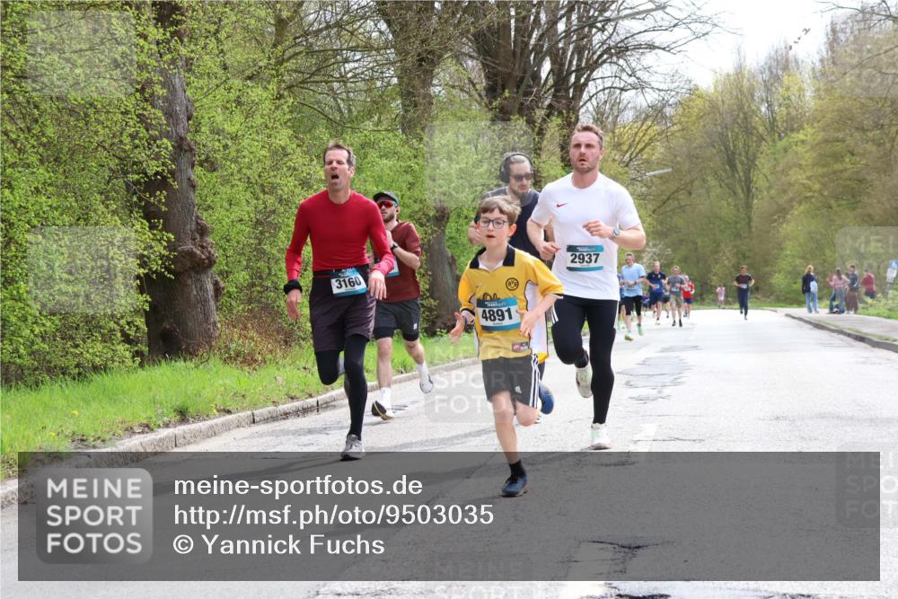 12.04.2026 - 45. Internationalen Wilhelmsburger Insellauf Yannick Fuchs http://msf.ph/oto/9503035 12.04.2026 12:47:59 Laufen 3160, 4891, 2937 meine-sportfotos.de