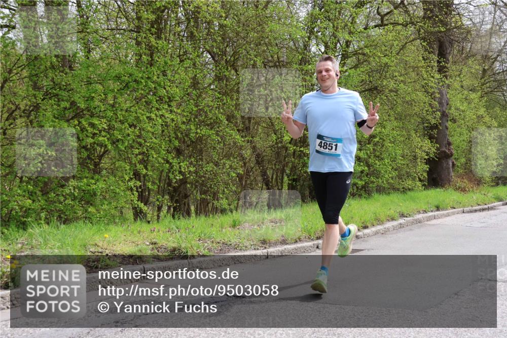 12.04.2026 - 45. Internationalen Wilhelmsburger Insellauf Yannick Fuchs http://msf.ph/oto/9503058 12.04.2026 12:48:09 Laufen 4851 meine-sportfotos.de
