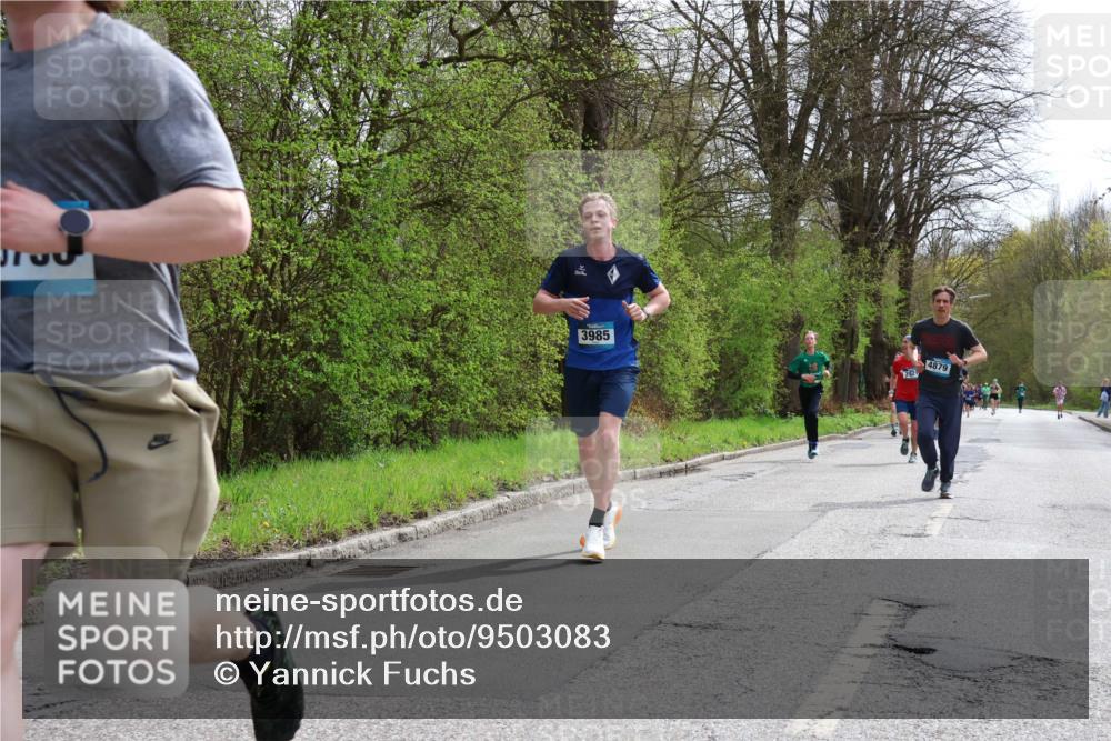 12.04.2026 - 45. Internationalen Wilhelmsburger Insellauf Yannick Fuchs http://msf.ph/oto/9503083 12.04.2026 12:48:14 Laufen 3985, 4879 meine-sportfotos.de