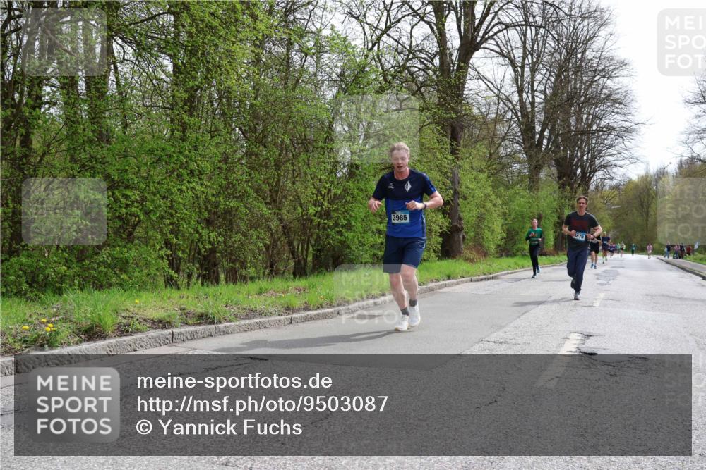 12.04.2026 - 45. Internationalen Wilhelmsburger Insellauf Yannick Fuchs http://msf.ph/oto/9503087 12.04.2026 12:48:15 Laufen 3985 meine-sportfotos.de