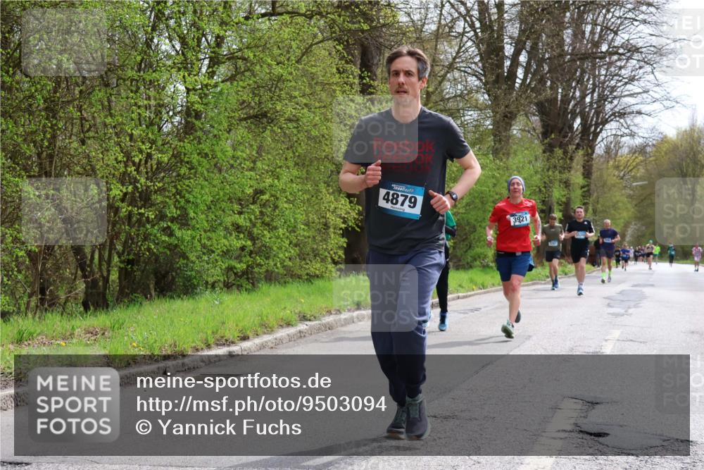 12.04.2026 - 45. Internationalen Wilhelmsburger Insellauf Yannick Fuchs http://msf.ph/oto/9503094 12.04.2026 12:48:17 Laufen 4879, 3921, 3520 meine-sportfotos.de
