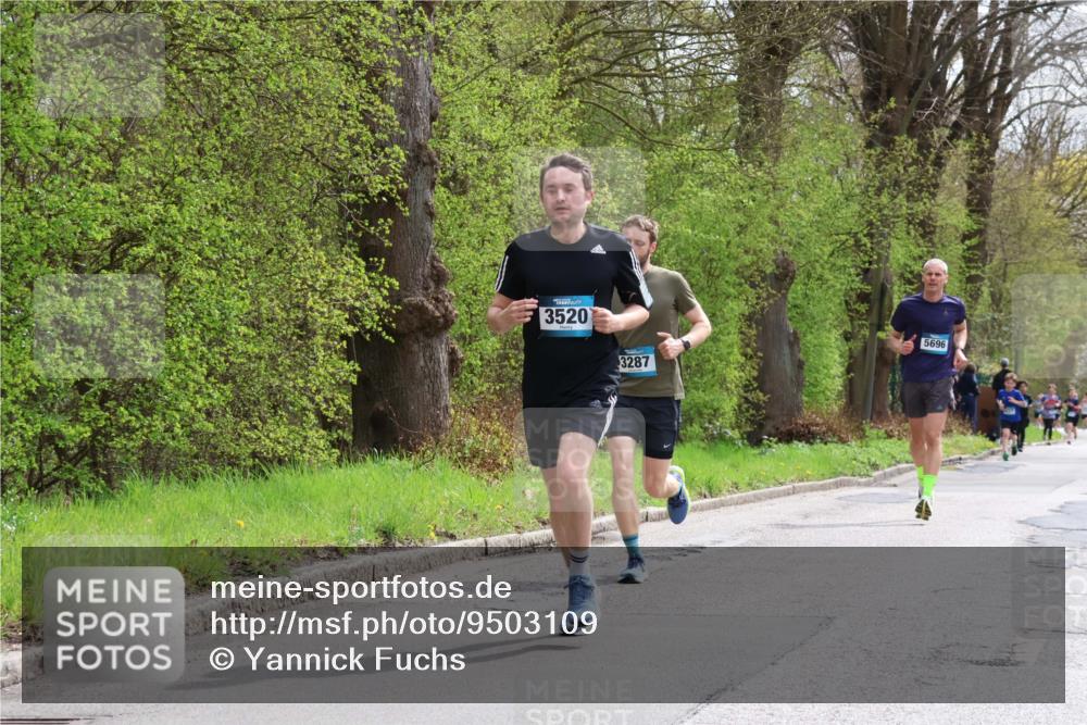 12.04.2026 - 45. Internationalen Wilhelmsburger Insellauf Yannick Fuchs http://msf.ph/oto/9503109 12.04.2026 12:48:20 Laufen 3520, 3287, 5696 meine-sportfotos.de