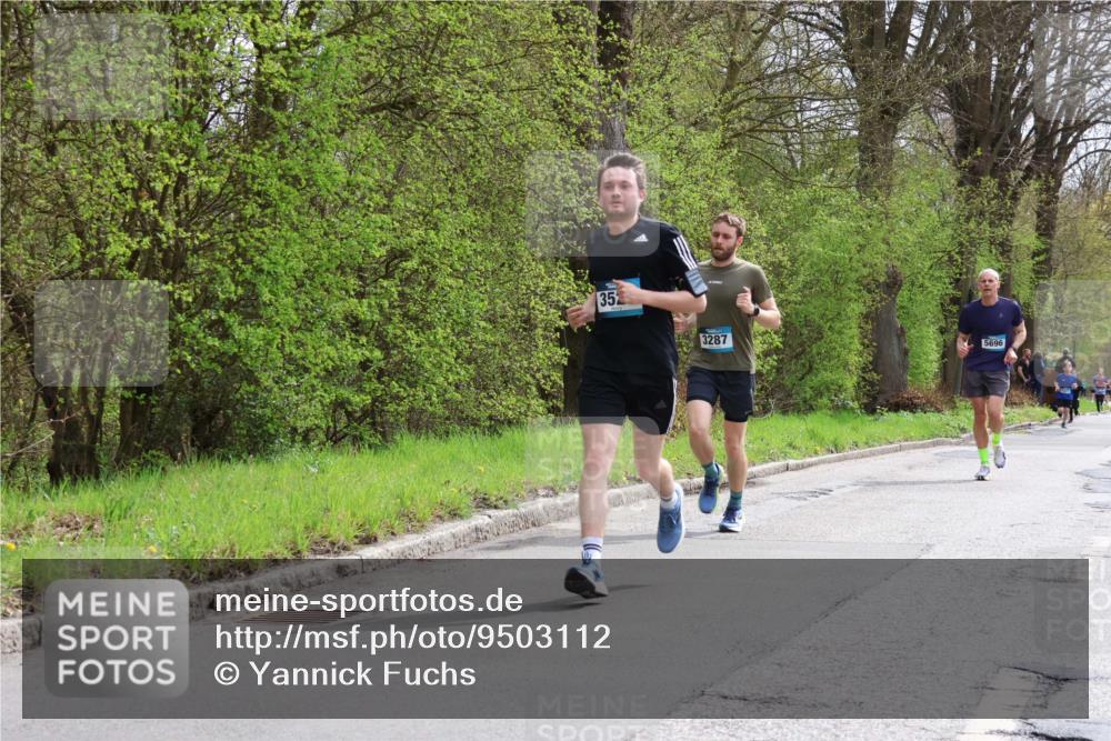 12.04.2026 - 45. Internationalen Wilhelmsburger Insellauf Yannick Fuchs http://msf.ph/oto/9503112 12.04.2026 12:48:21 Laufen 35, 3287, 5696 meine-sportfotos.de