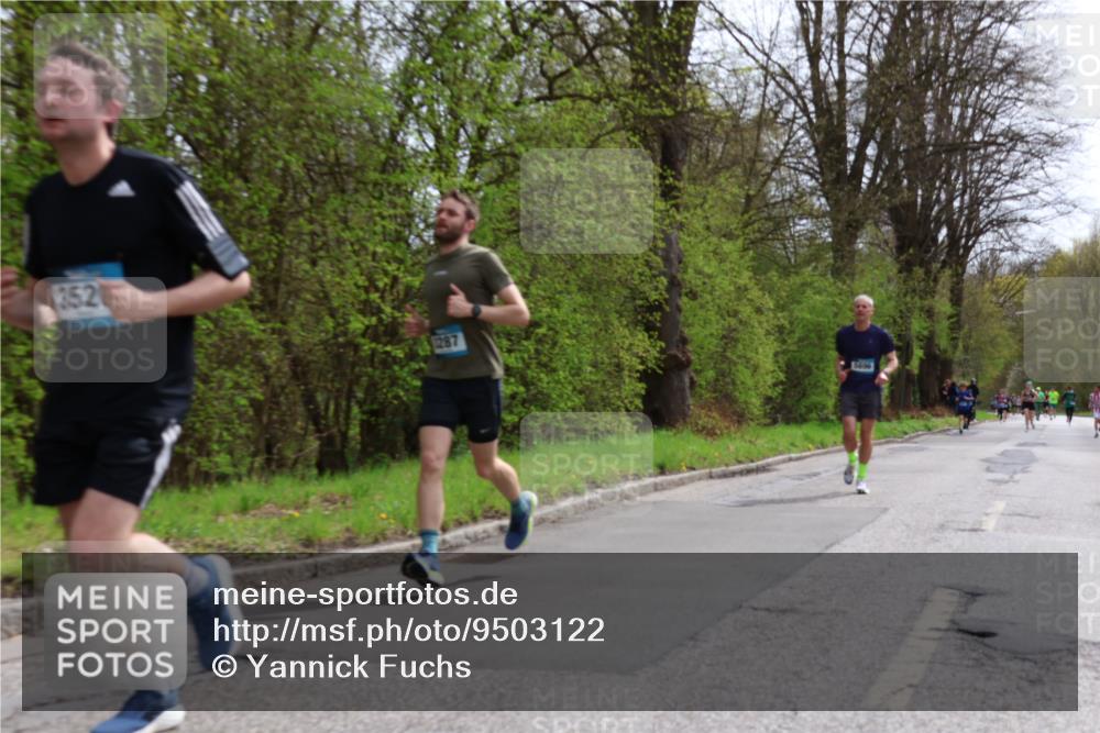 12.04.2026 - 45. Internationalen Wilhelmsburger Insellauf Yannick Fuchs http://msf.ph/oto/9503122 12.04.2026 12:48:22 Laufen 352, 1287, 5696 meine-sportfotos.de