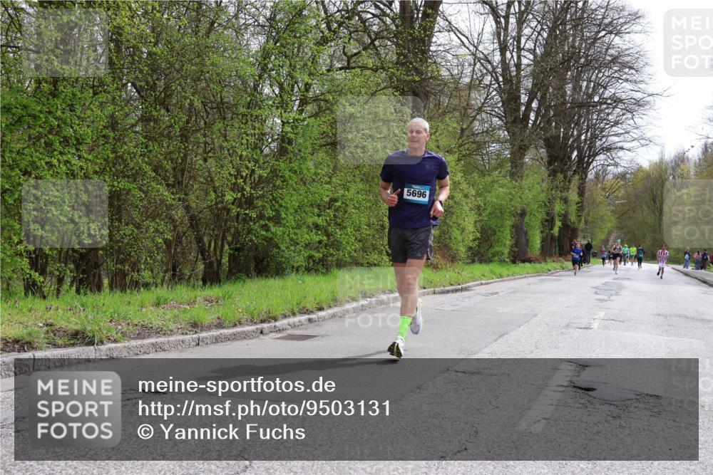 12.04.2026 - 45. Internationalen Wilhelmsburger Insellauf Yannick Fuchs http://msf.ph/oto/9503131 12.04.2026 12:48:24 Laufen 5696 meine-sportfotos.de