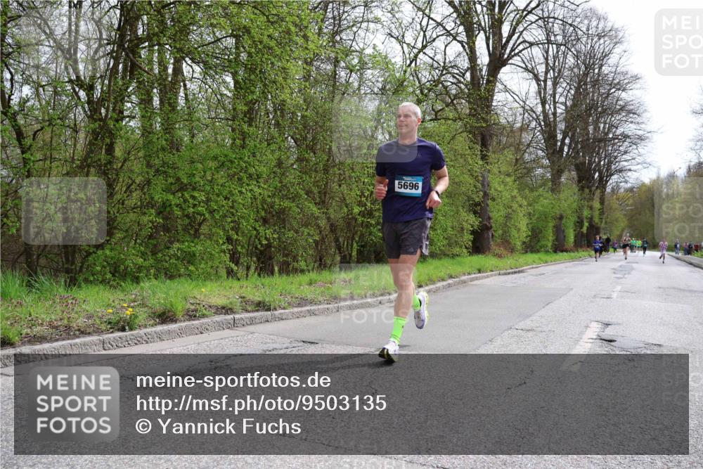 12.04.2026 - 45. Internationalen Wilhelmsburger Insellauf Yannick Fuchs http://msf.ph/oto/9503135 12.04.2026 12:48:25 Laufen 5696 meine-sportfotos.de