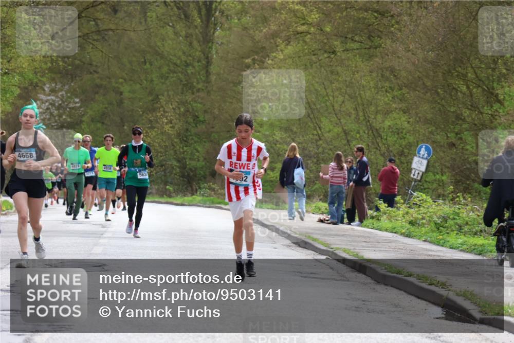 12.04.2026 - 45. Internationalen Wilhelmsburger Insellauf Yannick Fuchs http://msf.ph/oto/9503141 12.04.2026 12:48:27 Laufen 4658, 4823, 4938, 563, 02, 41 meine-sportfotos.de