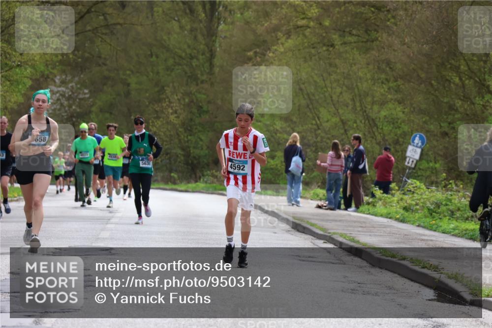 12.04.2026 - 45. Internationalen Wilhelmsburger Insellauf Yannick Fuchs http://msf.ph/oto/9503142 12.04.2026 12:48:27 Laufen 658, 5630, 4592, 41 meine-sportfotos.de