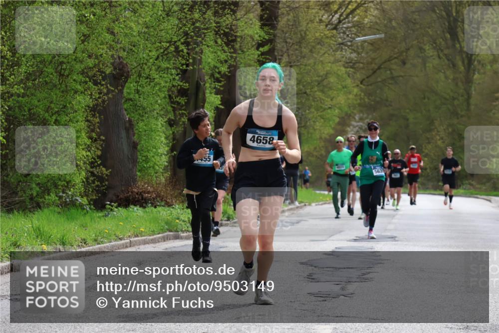 12.04.2026 - 45. Internationalen Wilhelmsburger Insellauf Yannick Fuchs http://msf.ph/oto/9503149 12.04.2026 12:48:32 Laufen 455, 4658, 563 meine-sportfotos.de