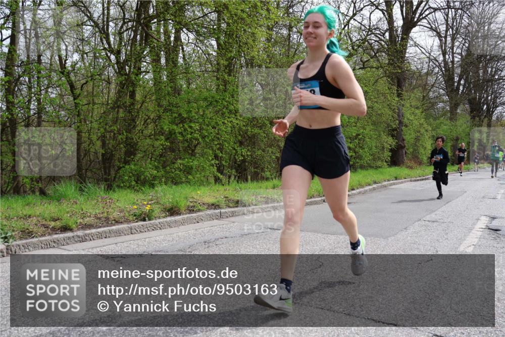 12.04.2026 - 45. Internationalen Wilhelmsburger Insellauf Yannick Fuchs http://msf.ph/oto/9503163 12.04.2026 12:48:36 Laufen 44 meine-sportfotos.de