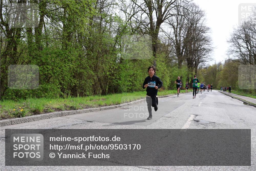12.04.2026 - 45. Internationalen Wilhelmsburger Insellauf Yannick Fuchs http://msf.ph/oto/9503170 12.04.2026 12:48:37 Laufen 4455 meine-sportfotos.de