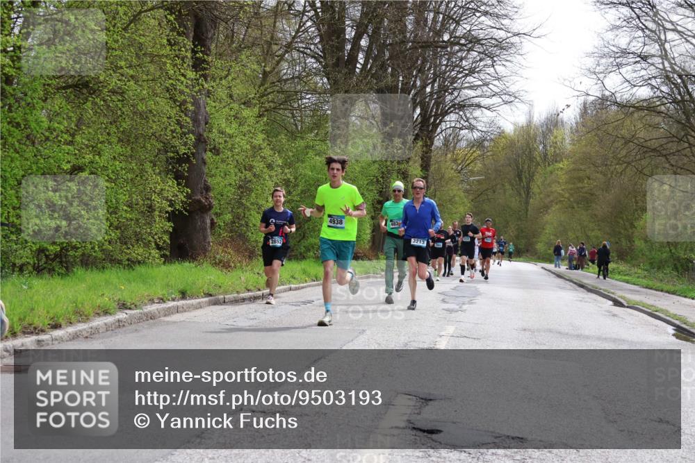 12.04.2026 - 45. Internationalen Wilhelmsburger Insellauf Yannick Fuchs http://msf.ph/oto/9503193 12.04.2026 12:48:42 Laufen 2852, 4938, 482, 3213 meine-sportfotos.de