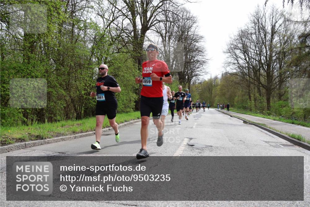 12.04.2026 - 45. Internationalen Wilhelmsburger Insellauf Yannick Fuchs http://msf.ph/oto/9503235 12.04.2026 12:48:51 Laufen 3661, 4959, 317 meine-sportfotos.de