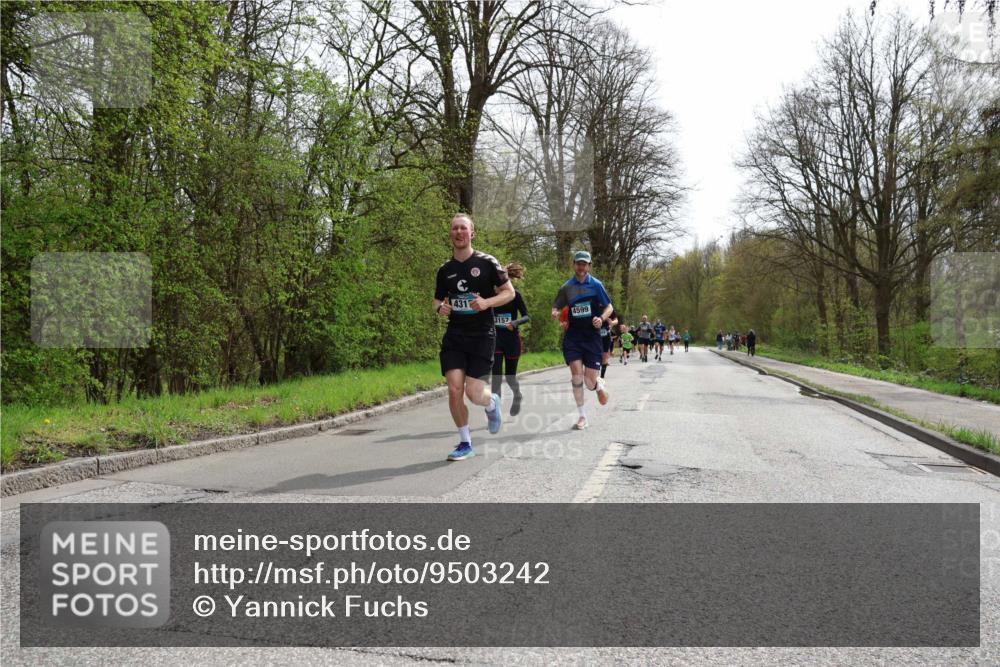 12.04.2026 - 45. Internationalen Wilhelmsburger Insellauf Yannick Fuchs http://msf.ph/oto/9503242 12.04.2026 12:48:53 Laufen 4317, 3157, 4599 meine-sportfotos.de