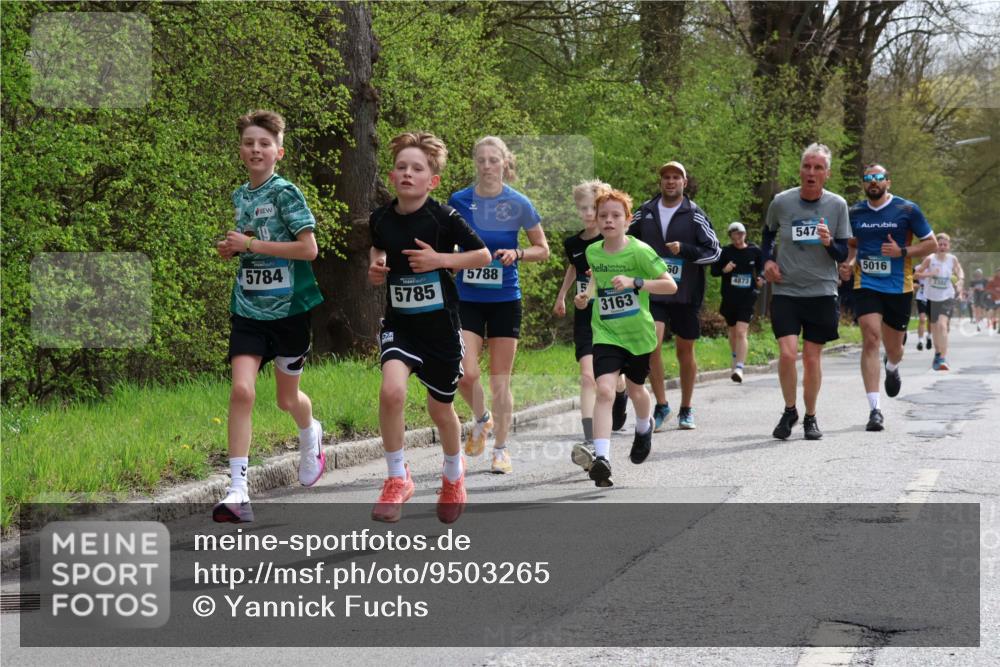 12.04.2026 - 45. Internationalen Wilhelmsburger Insellauf Yannick Fuchs http://msf.ph/oto/9503265 12.04.2026 12:48:58 Laufen 5784, 5785, 5788, 60, 4873, 3163, 547, 5016, 1302 meine-sportfotos.de