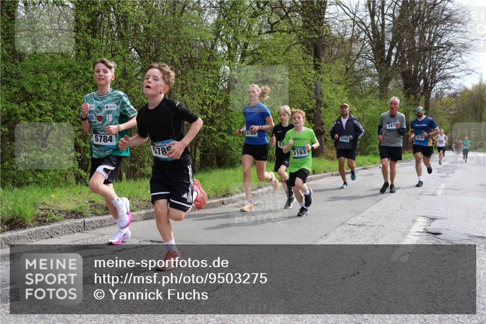 12.04.2026 - 45. Internationalen Wilhelmsburger Insellauf Yannick Fuchs http://msf.ph/oto/9503275 12.04.2026 12:49:00 Laufen 19, 5784, 5788, 5260, 57, 5785, 3163, 5475, 5016 meine-sportfotos.de